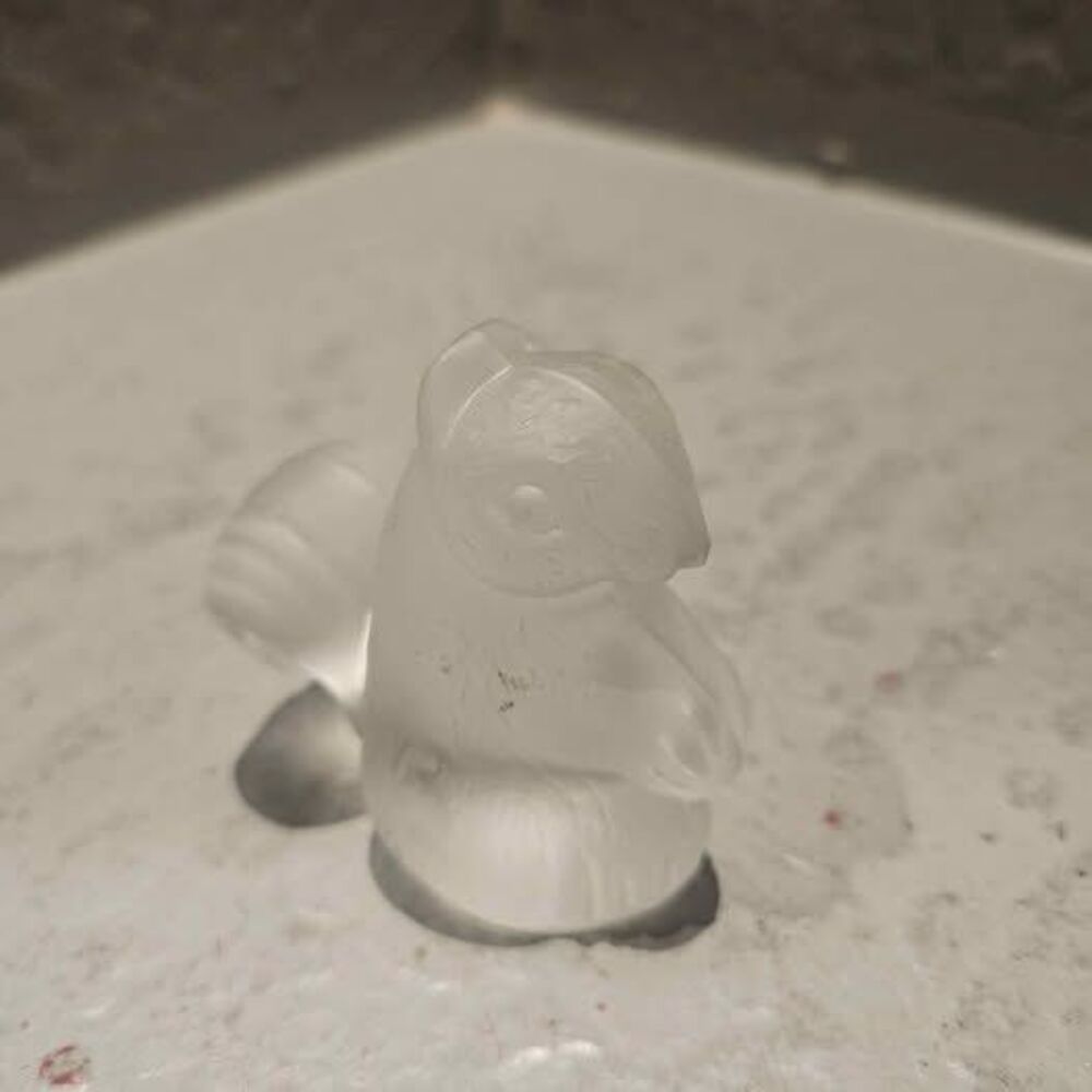 Small Frosted Crystal Squirrel